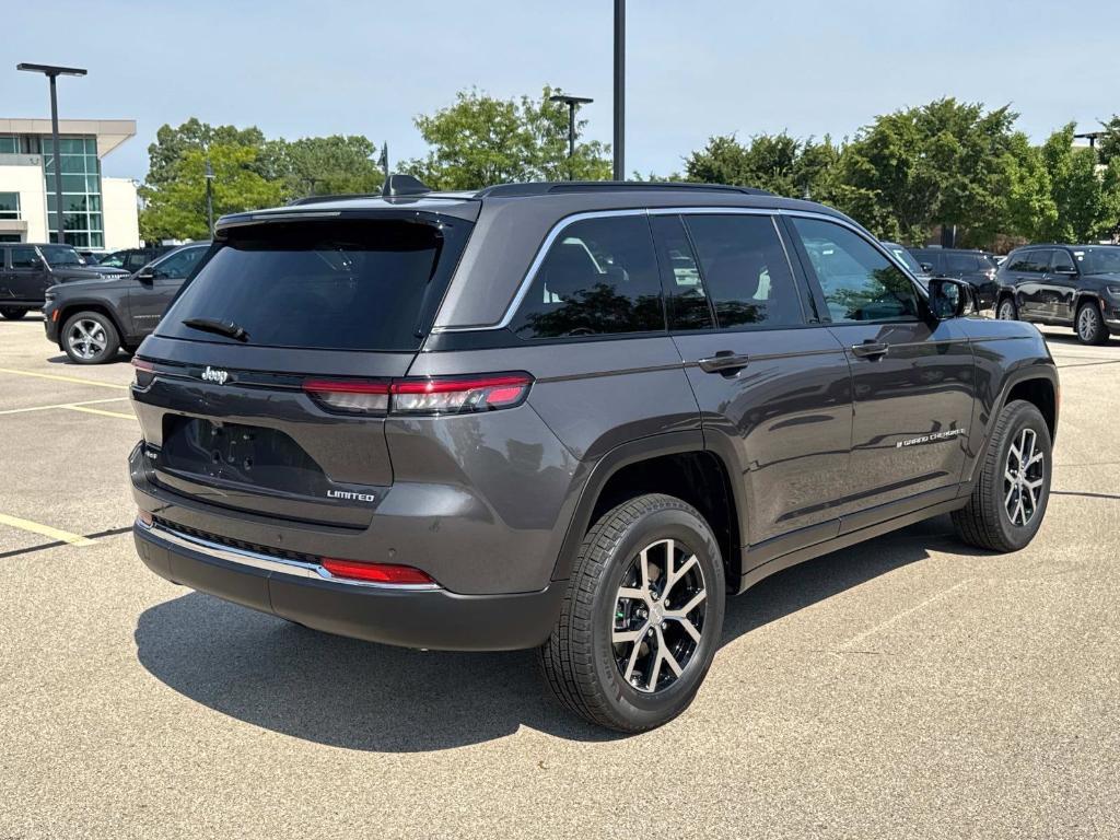 new 2025 Jeep Grand Cherokee car, priced at $45,263