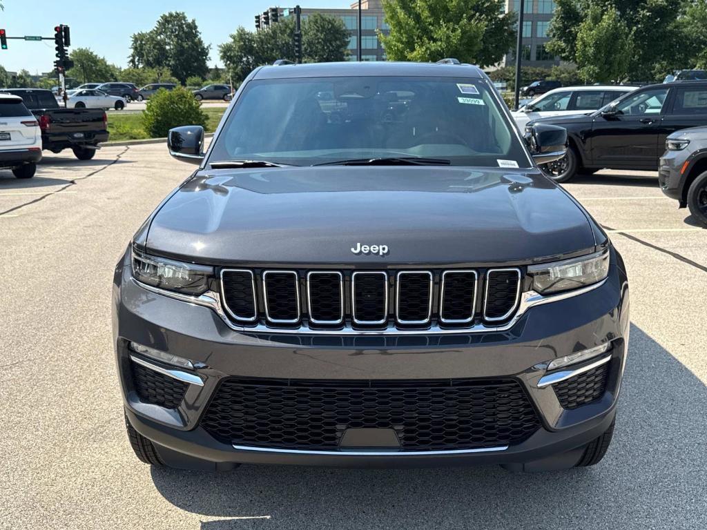 new 2025 Jeep Grand Cherokee car, priced at $45,263