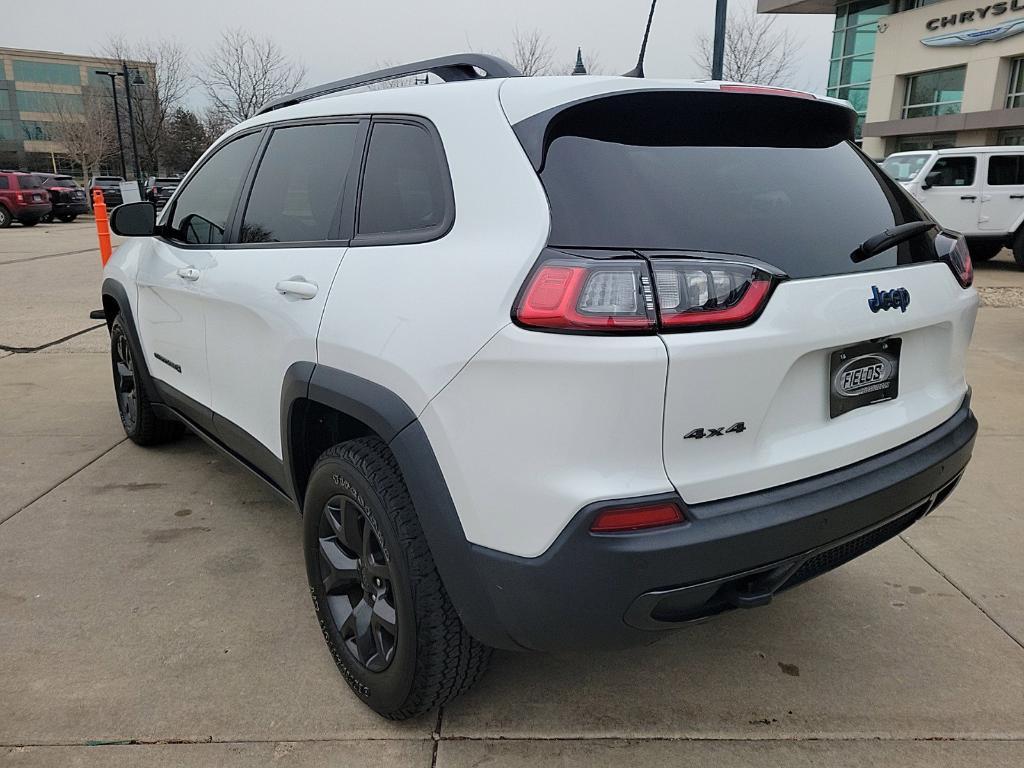 used 2020 Jeep Cherokee car, priced at $18,788