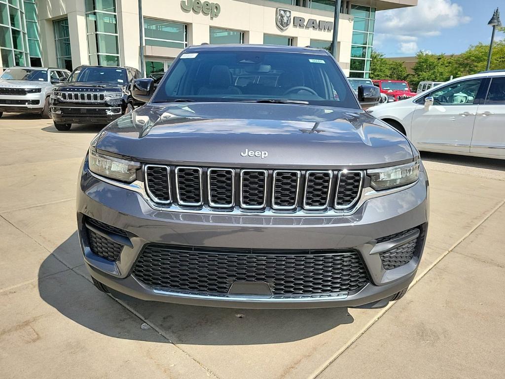 new 2024 Jeep Grand Cherokee car, priced at $38,765