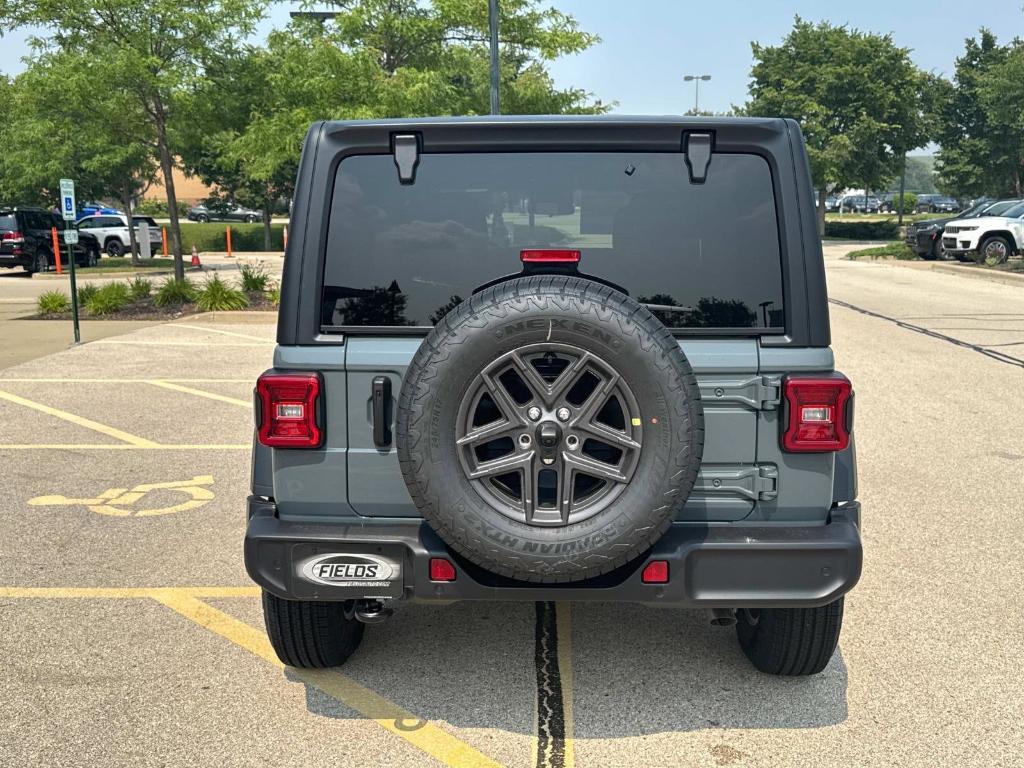 new 2025 Jeep Wrangler car, priced at $49,163