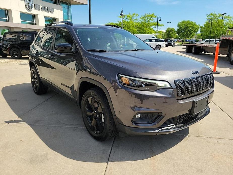 used 2023 Jeep Cherokee car, priced at $31,900
