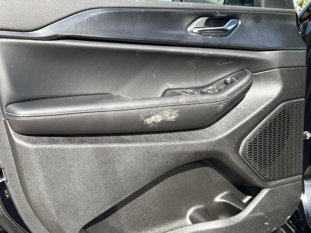 new 2025 Jeep Grand Cherokee car, priced at $42,067
