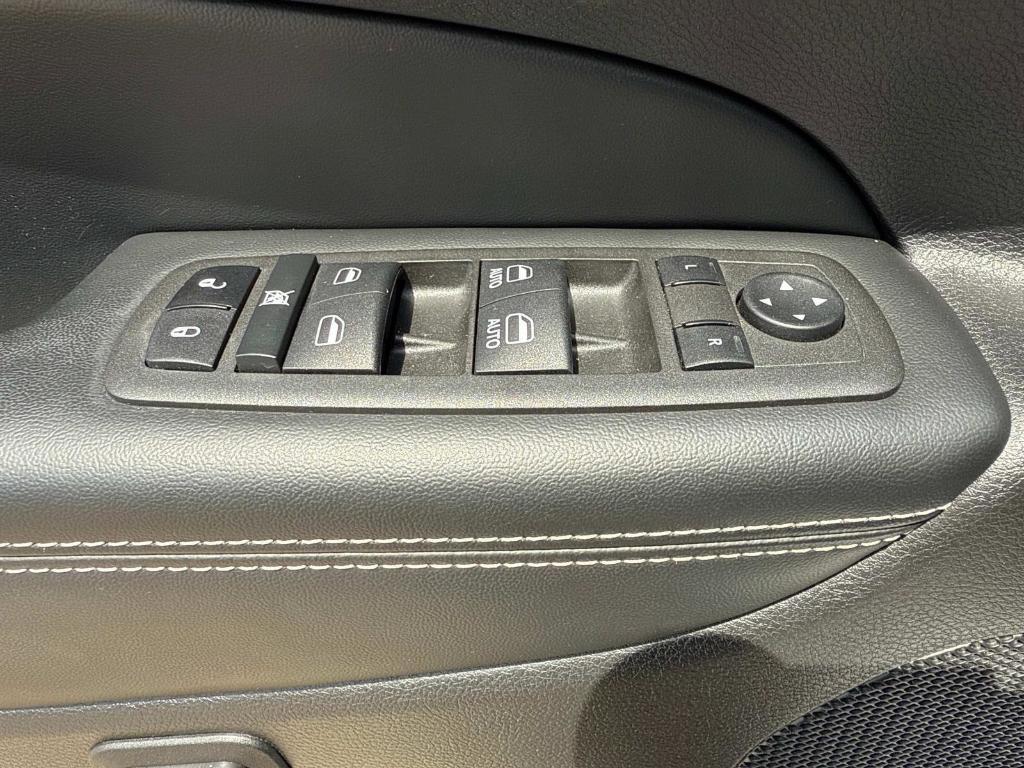 used 2021 Jeep Grand Cherokee car, priced at $26,990