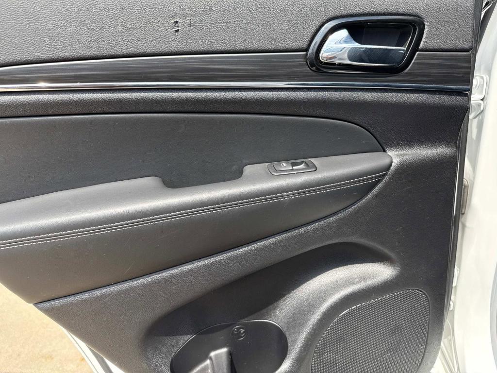 used 2021 Jeep Grand Cherokee car, priced at $26,990