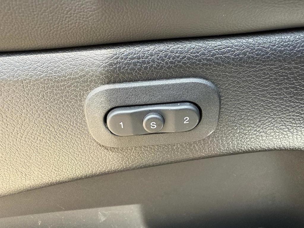 used 2021 Jeep Grand Cherokee car, priced at $26,990