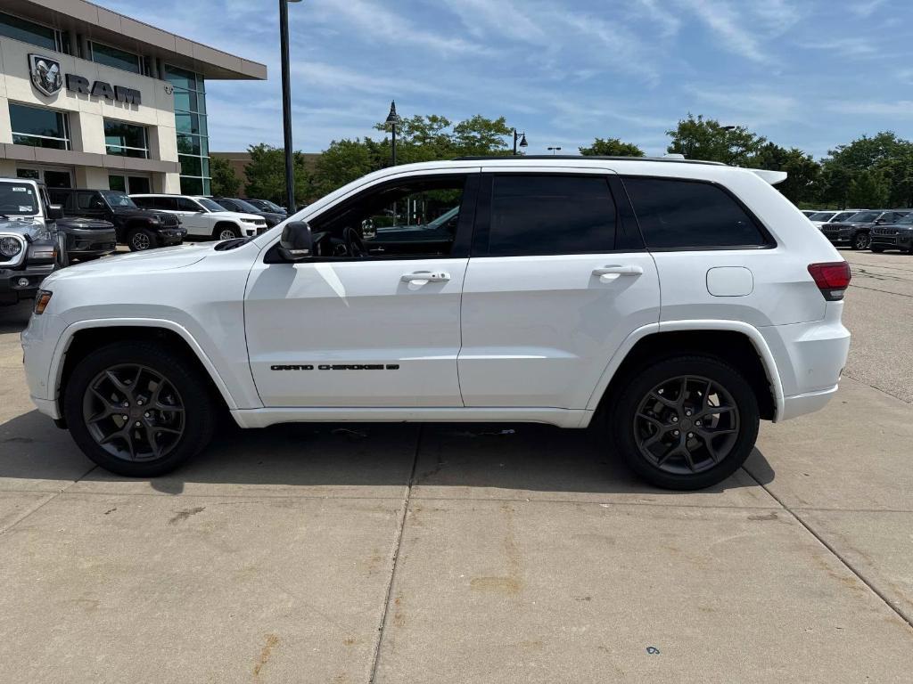 used 2021 Jeep Grand Cherokee car, priced at $26,990