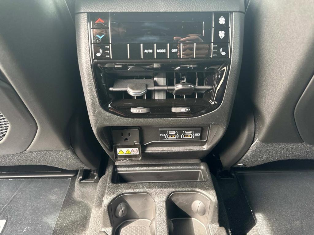 new 2025 Jeep Grand Cherokee L car, priced at $52,992