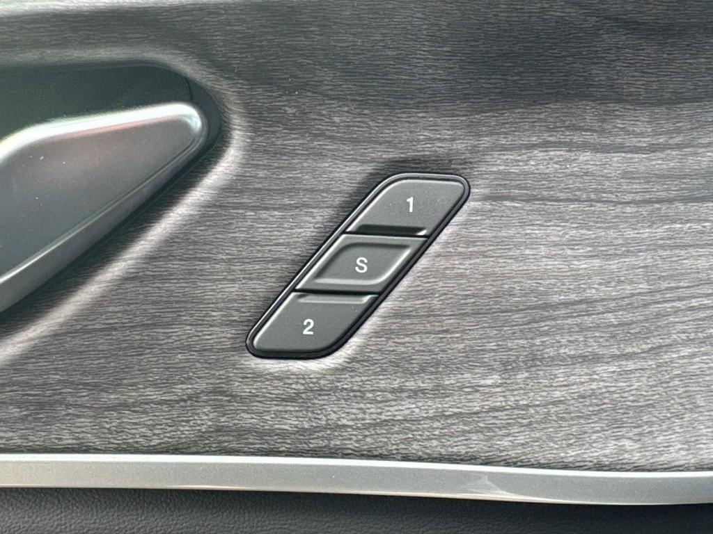 new 2025 Jeep Grand Cherokee L car, priced at $52,992