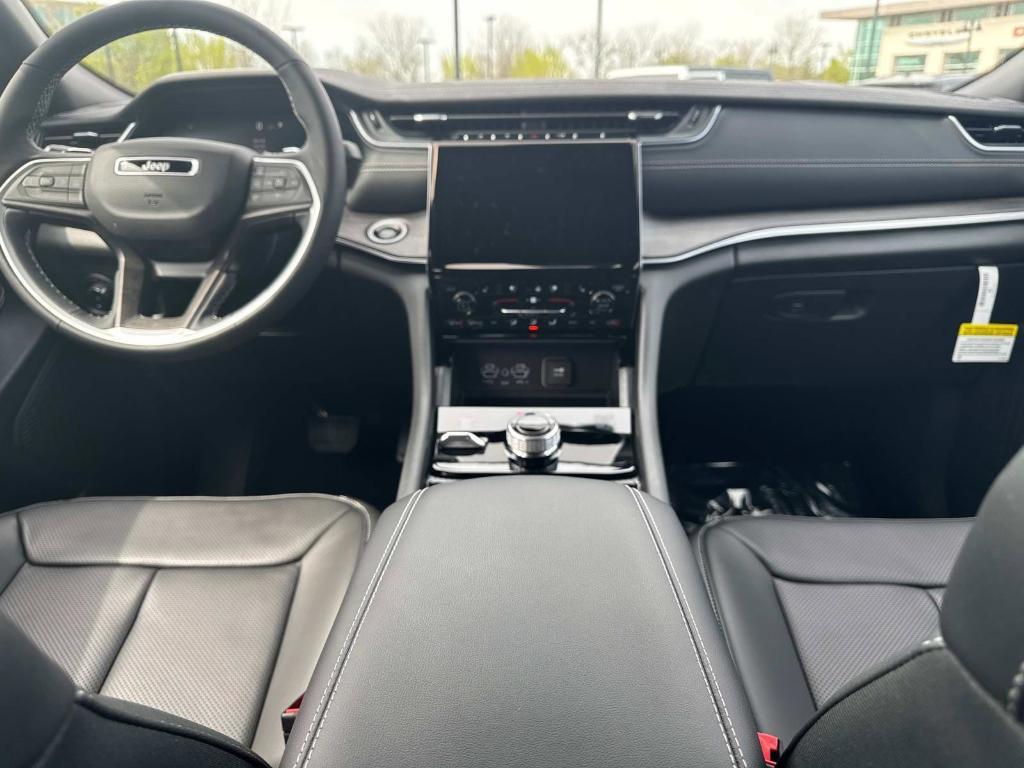 new 2025 Jeep Grand Cherokee L car, priced at $52,992