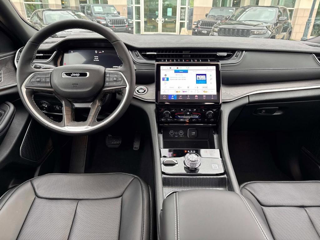 new 2025 Jeep Grand Cherokee L car, priced at $56,112