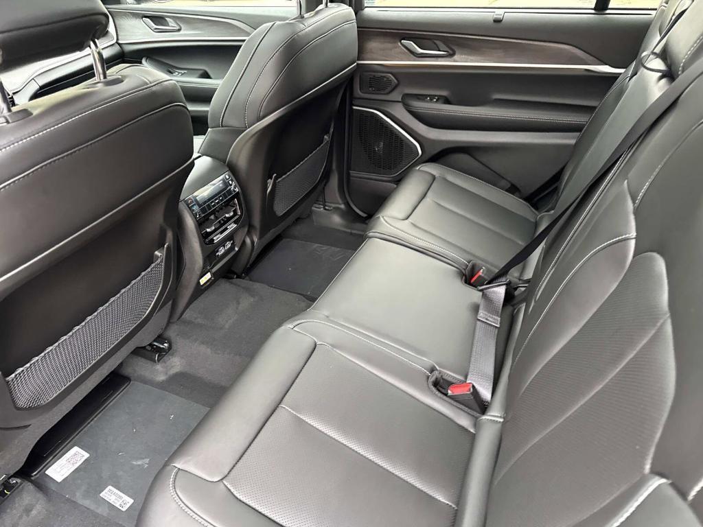 new 2025 Jeep Grand Cherokee L car, priced at $56,112