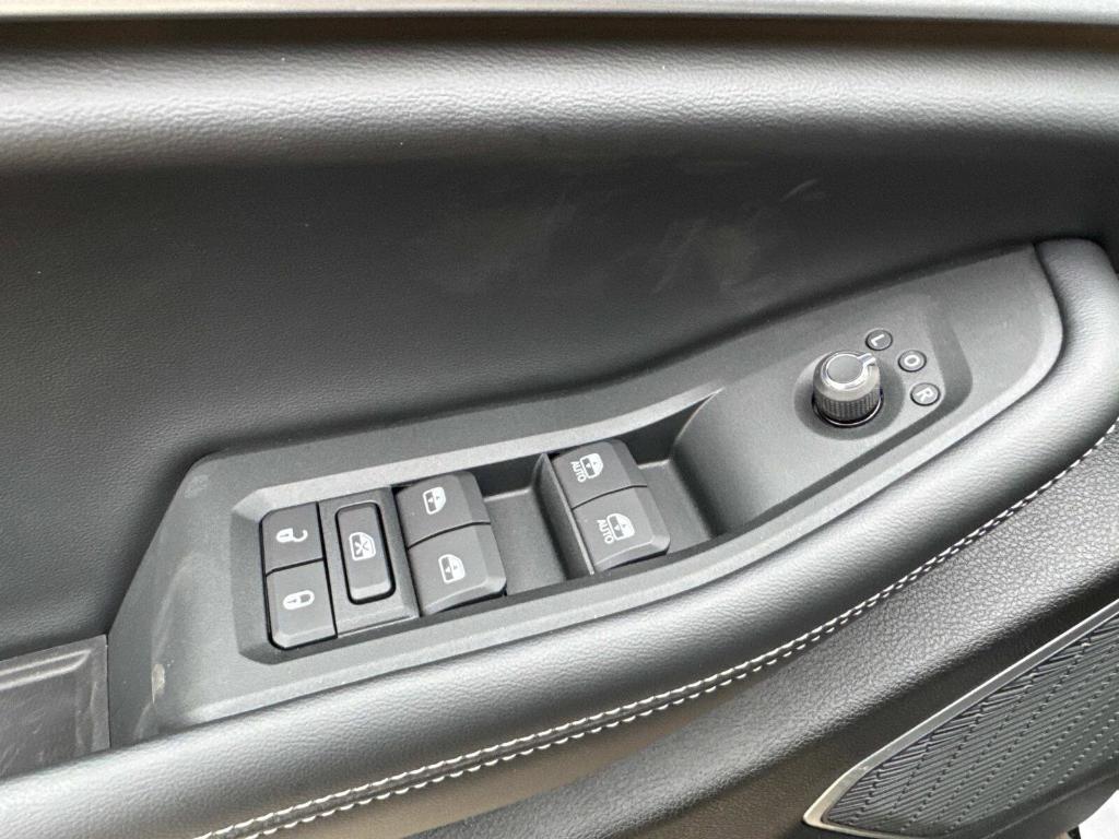 new 2025 Jeep Grand Cherokee L car, priced at $56,112