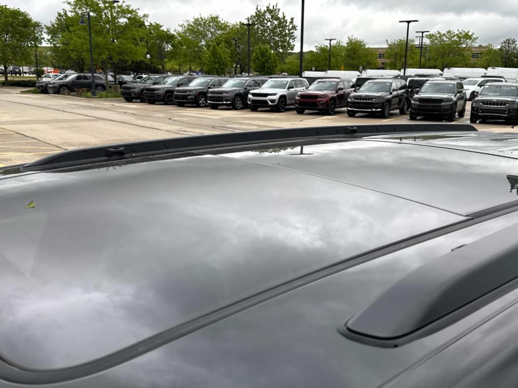new 2025 Jeep Grand Cherokee L car, priced at $57,112