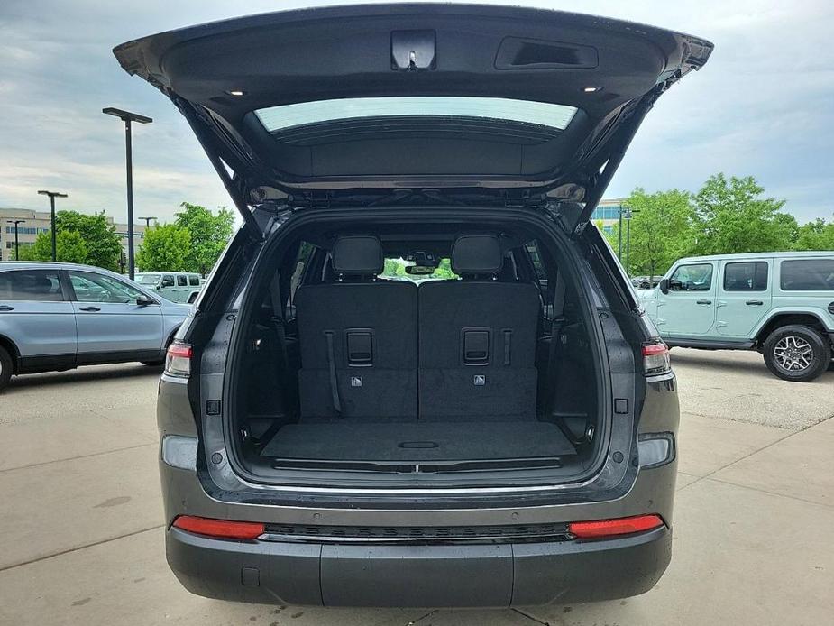 new 2024 Jeep Grand Cherokee L car, priced at $45,475