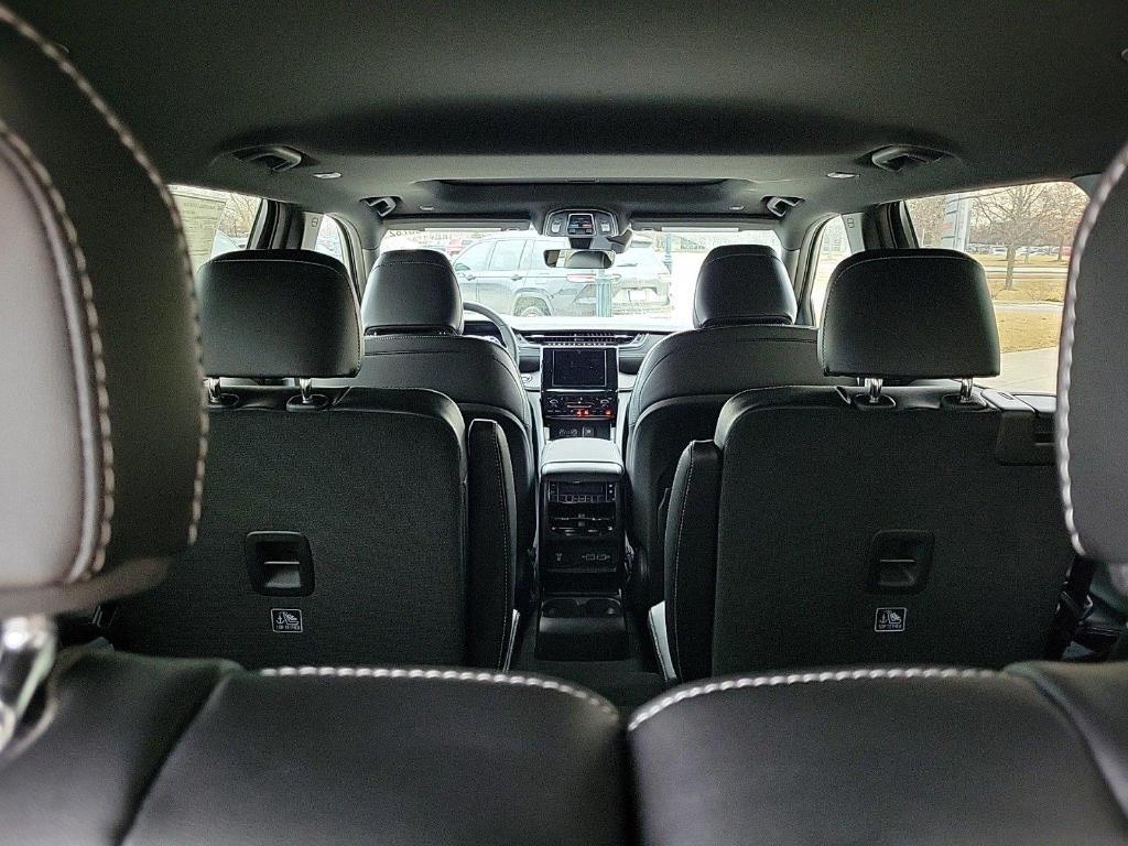 new 2025 Jeep Grand Cherokee L car, priced at $47,512