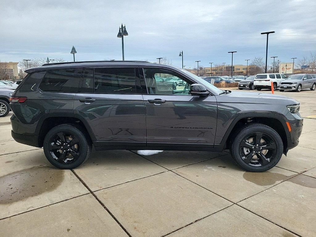 new 2025 Jeep Grand Cherokee L car, priced at $44,012