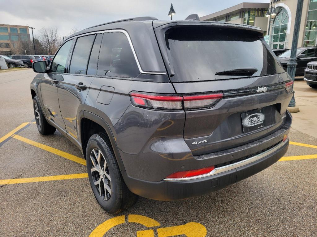 new 2025 Jeep Grand Cherokee car, priced at $43,095