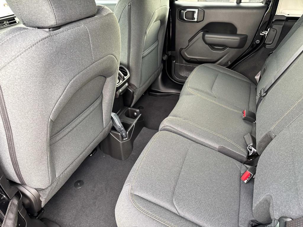 new 2025 Jeep Wrangler car, priced at $51,506