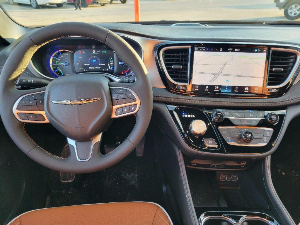 new 2025 Chrysler Pacifica Hybrid car, priced at $55,241
