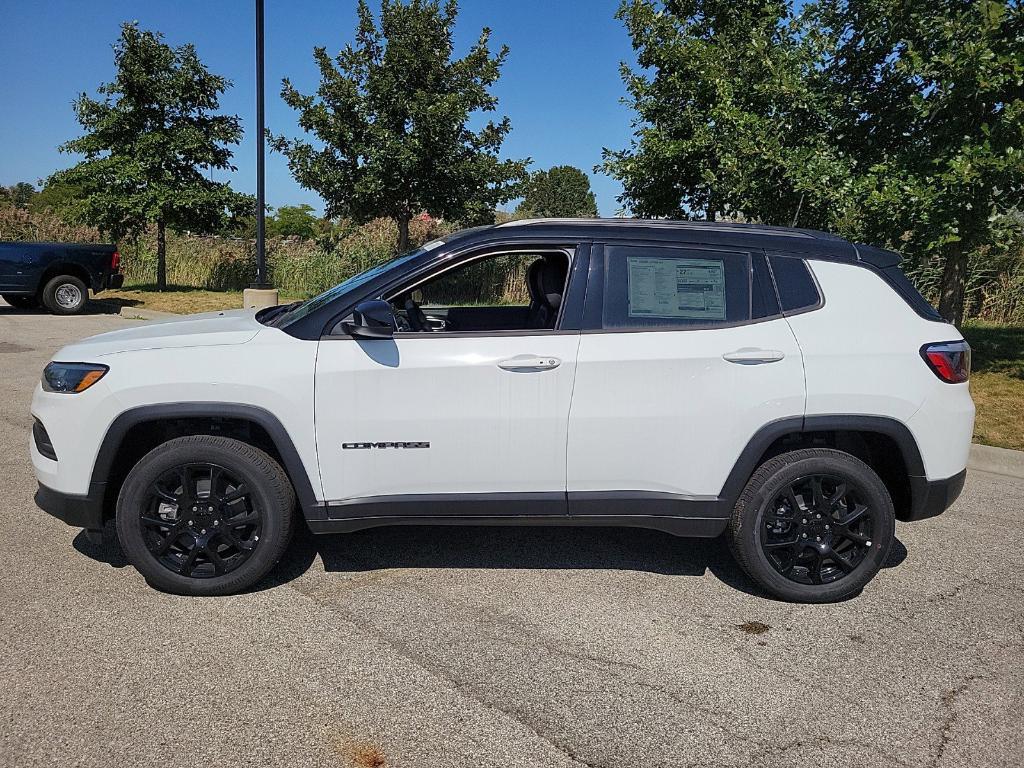 new 2024 Jeep Compass car, priced at $33,501