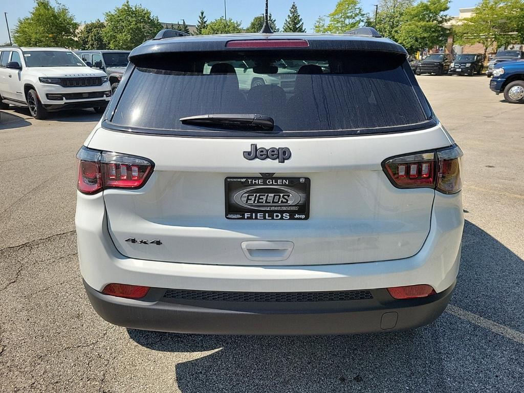 new 2024 Jeep Compass car, priced at $33,501