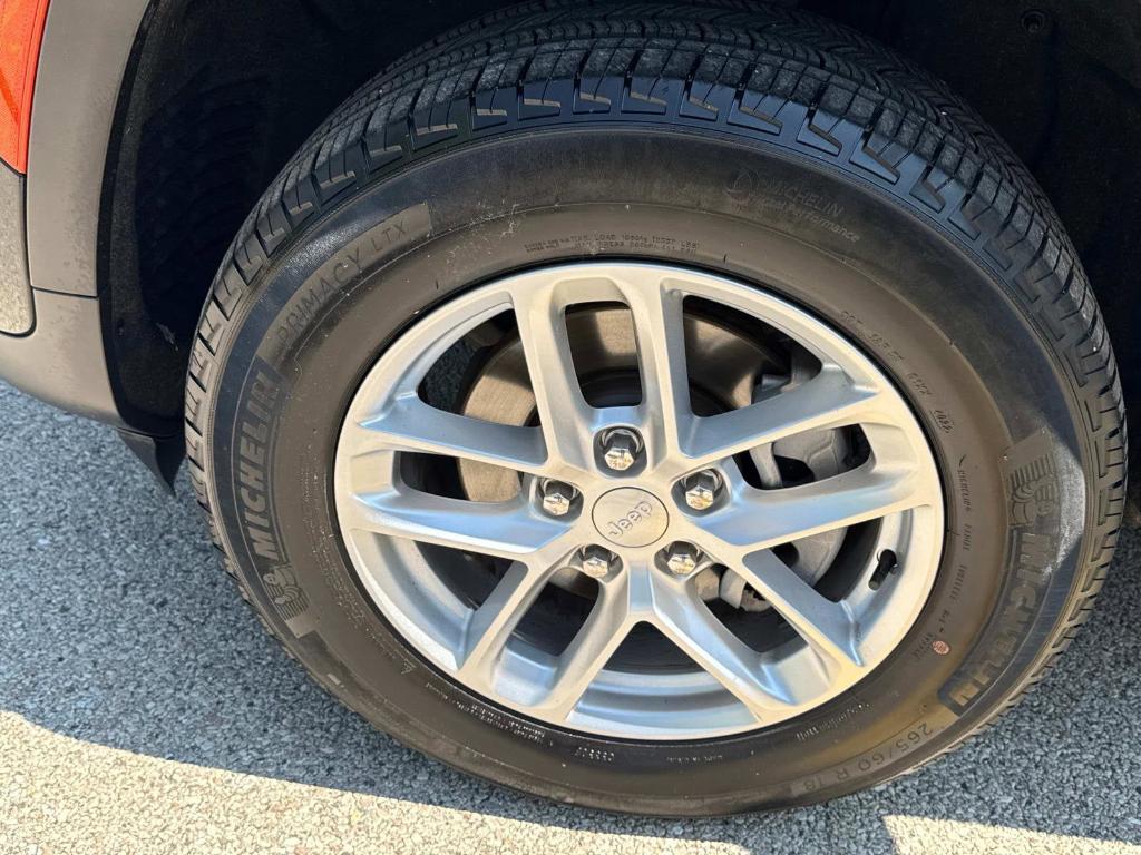 used 2023 Jeep Grand Cherokee car, priced at $30,490