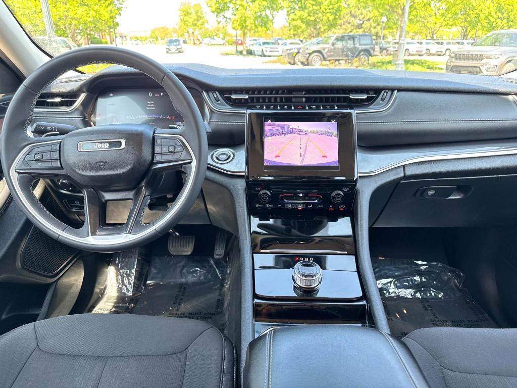 used 2023 Jeep Grand Cherokee car, priced at $30,490