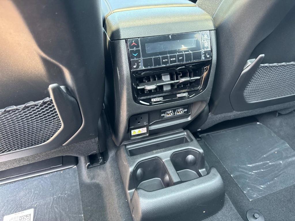 new 2025 Jeep Grand Cherokee L car, priced at $56,457