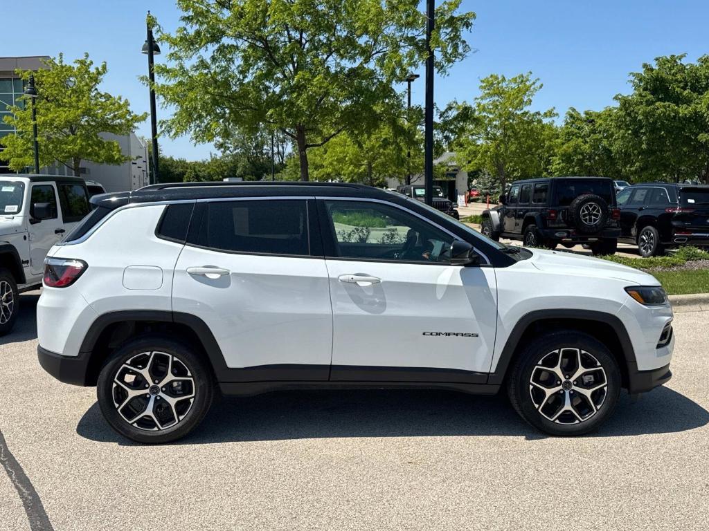 new 2025 Jeep Compass car, priced at $32,148
