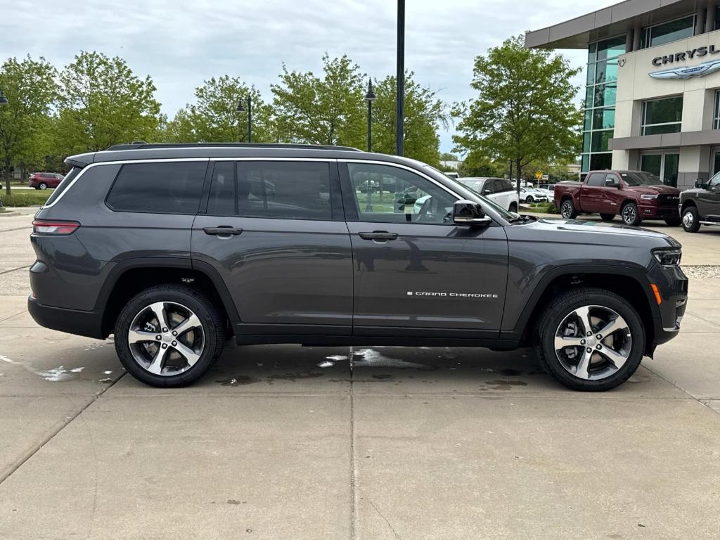new 2025 Jeep Grand Cherokee L car, priced at $54,587