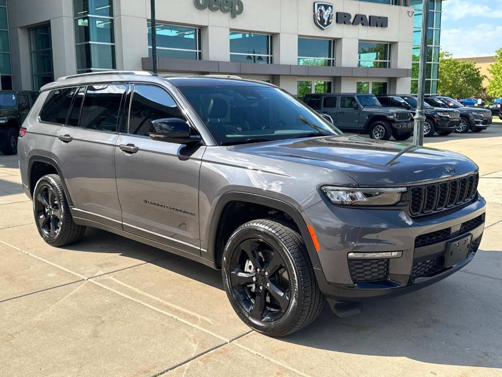 used 2025 Jeep Grand Cherokee L car, priced at $46,990
