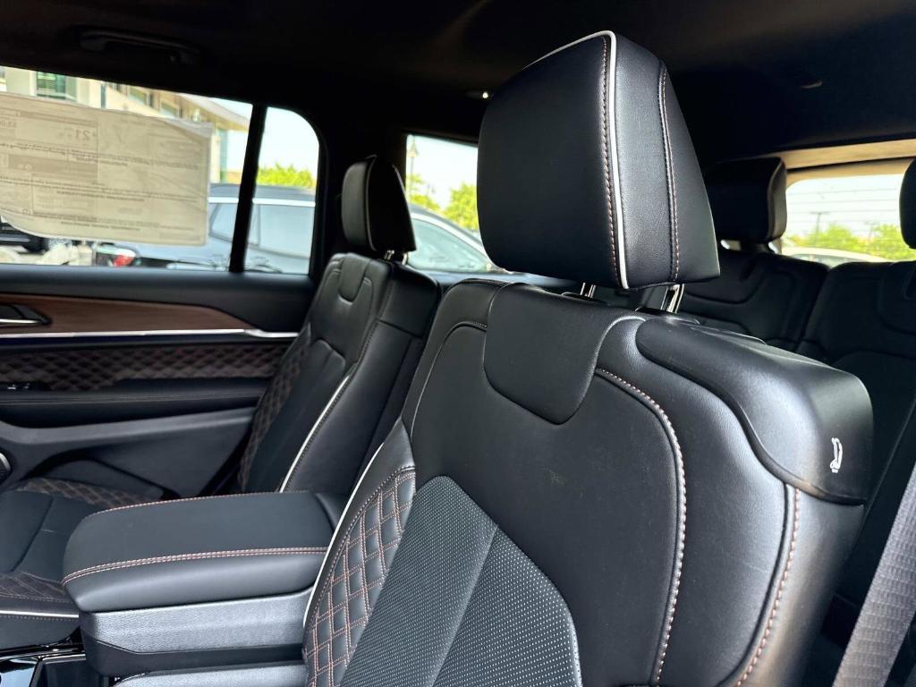 new 2025 Jeep Grand Cherokee L car, priced at $60,741