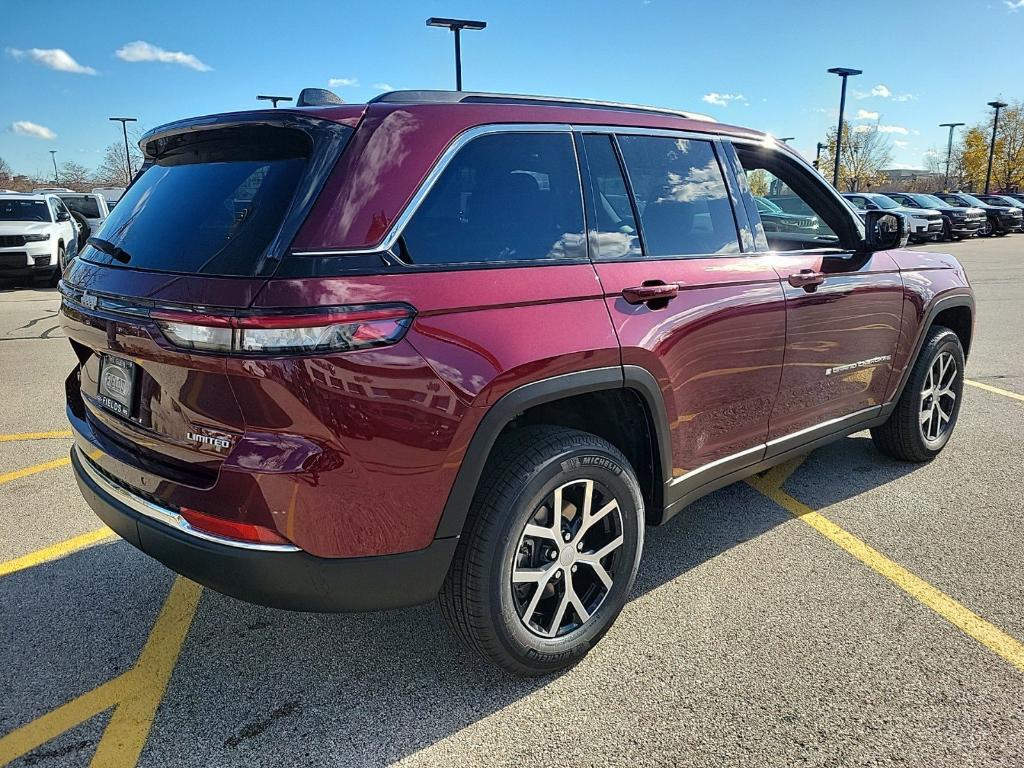 new 2025 Jeep Grand Cherokee car, priced at $45,610