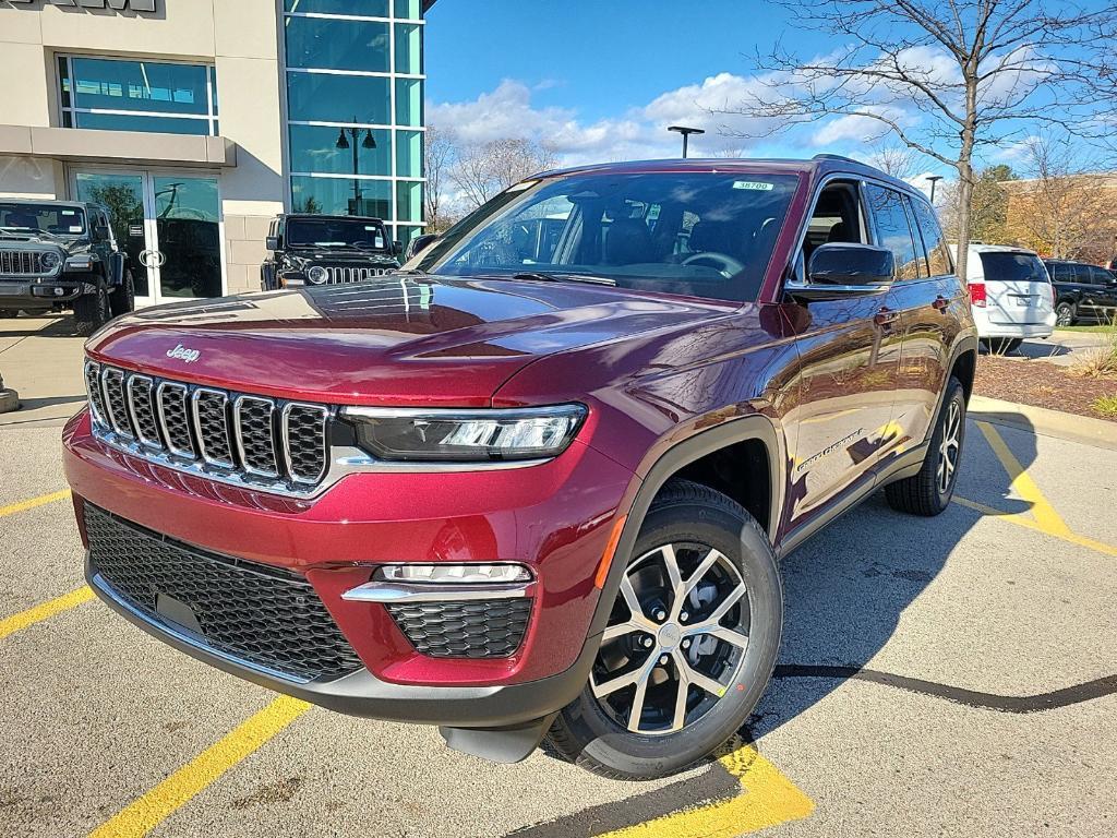 new 2025 Jeep Grand Cherokee car, priced at $45,610