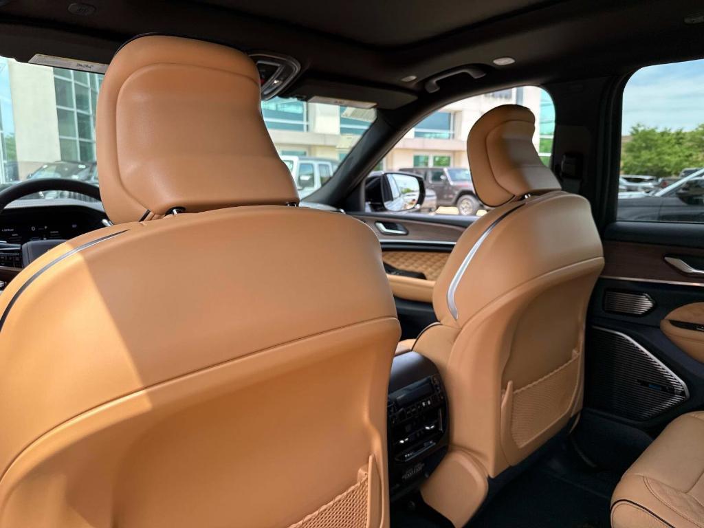 new 2025 Jeep Grand Cherokee L car, priced at $61,316
