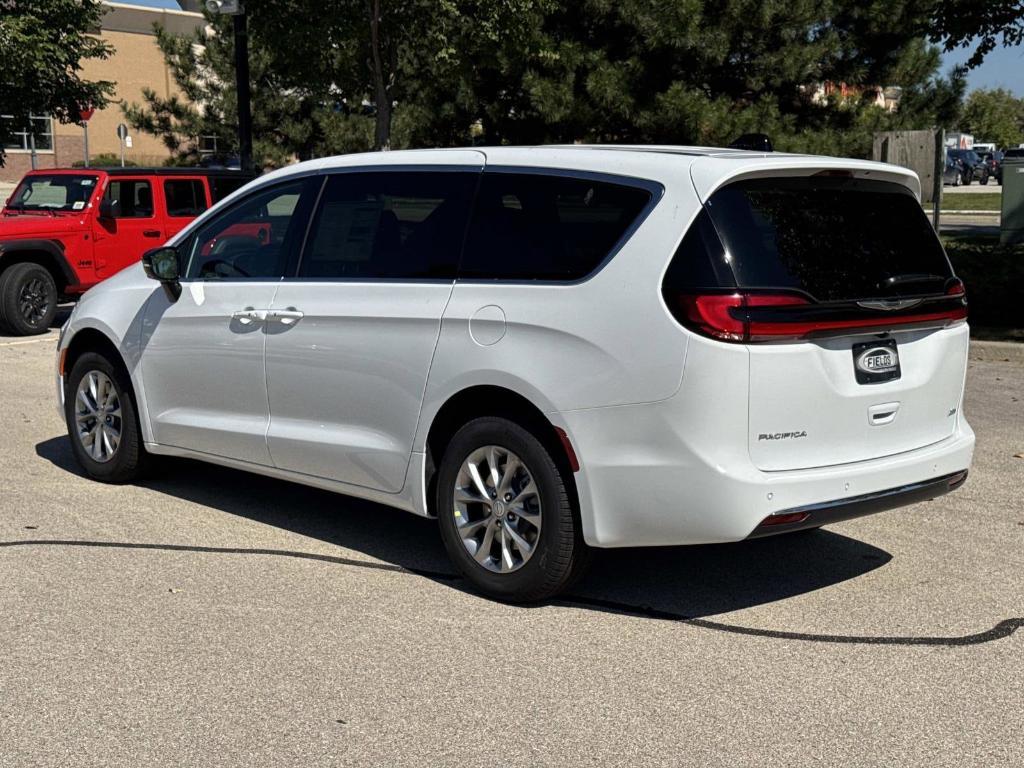 new 2026 Chrysler Pacifica car