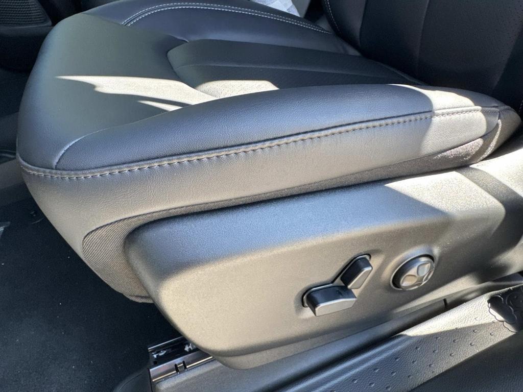 new 2026 Chrysler Pacifica car