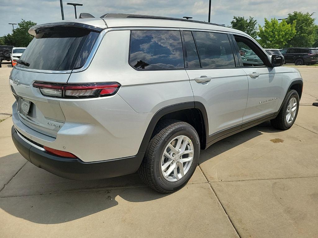 new 2024 Jeep Grand Cherokee L car, priced at $38,804