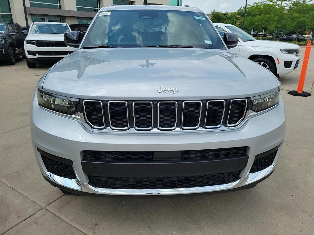 new 2024 Jeep Grand Cherokee L car, priced at $39,020