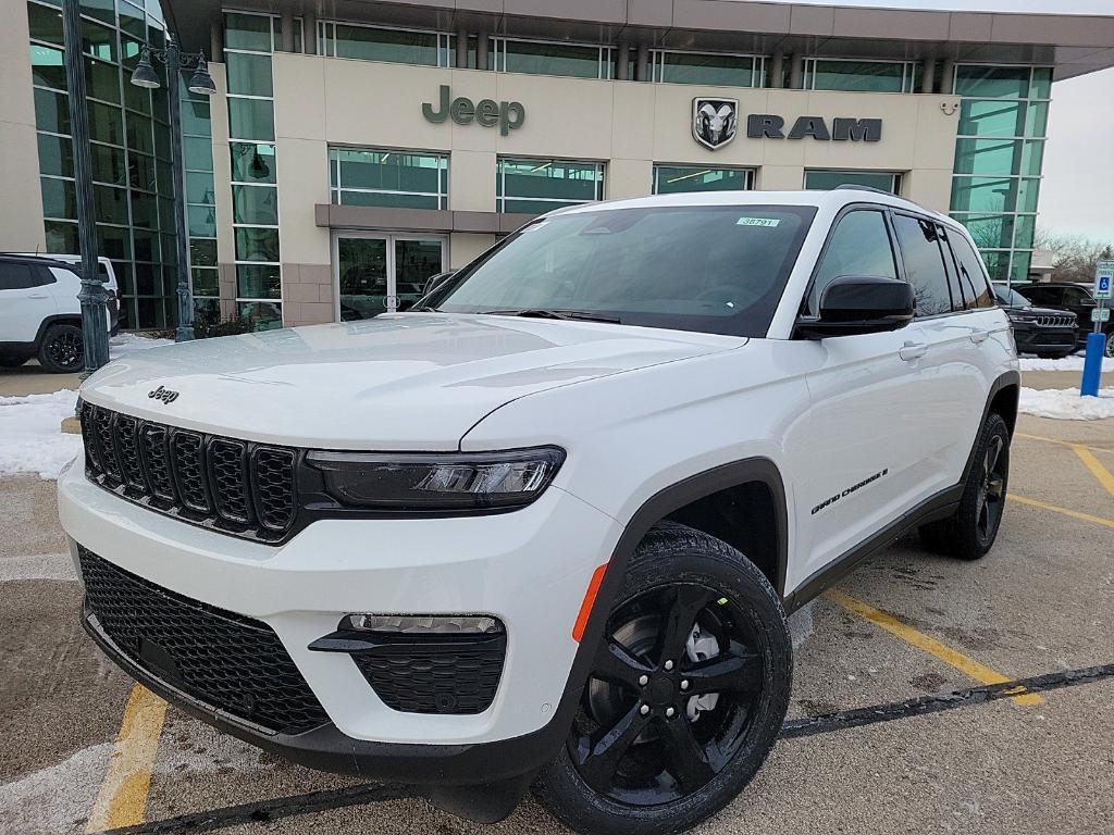 new 2025 Jeep Grand Cherokee car, priced at $50,464