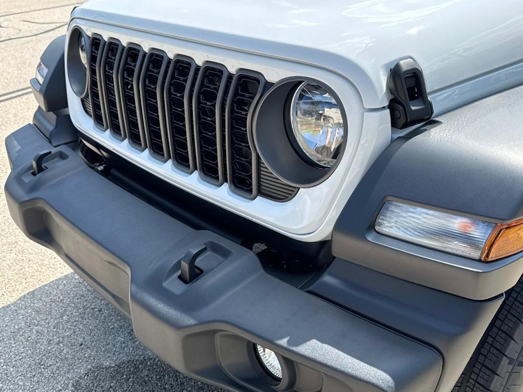 new 2025 Jeep Wrangler car, priced at $50,251