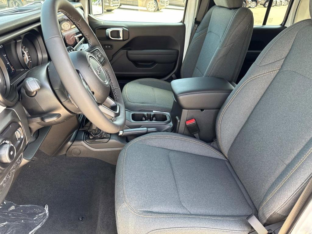 new 2025 Jeep Wrangler car, priced at $50,251