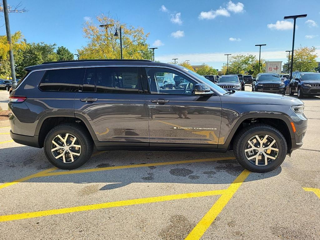 new 2025 Jeep Grand Cherokee L car, priced at $51,385