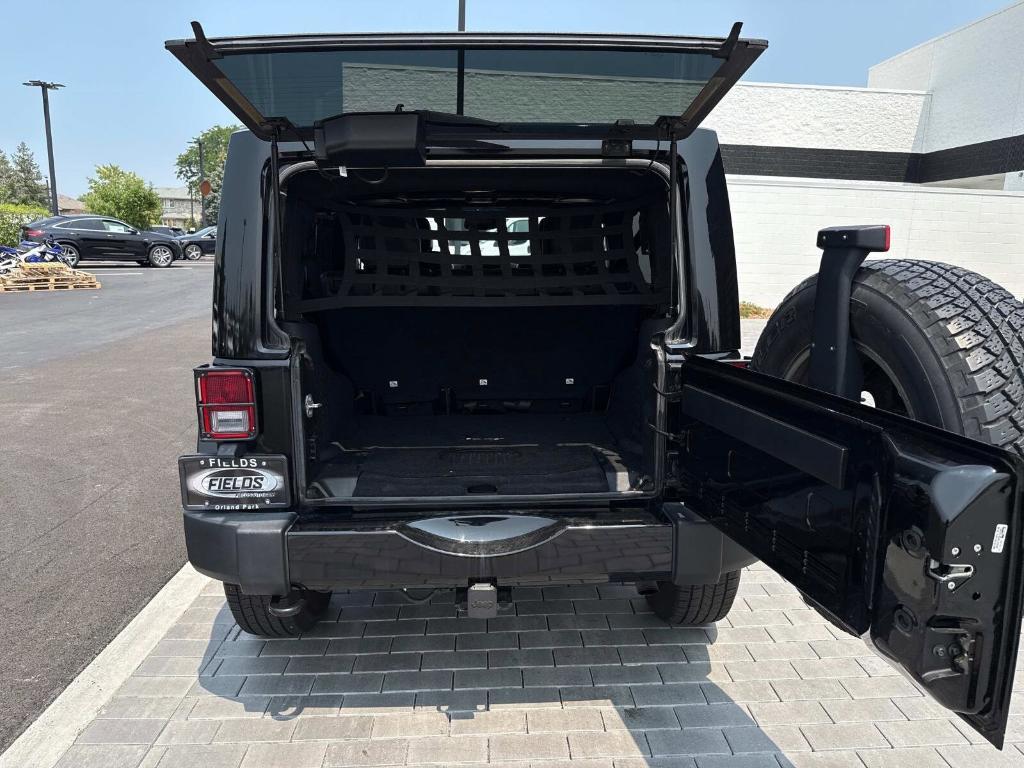 used 2015 Jeep Wrangler Unlimited car, priced at $18,990
