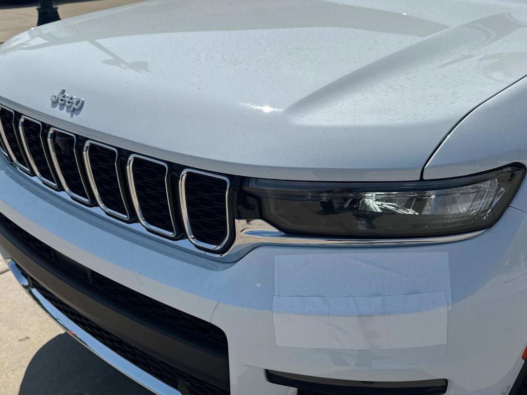 new 2025 Jeep Grand Cherokee L car, priced at $53,742