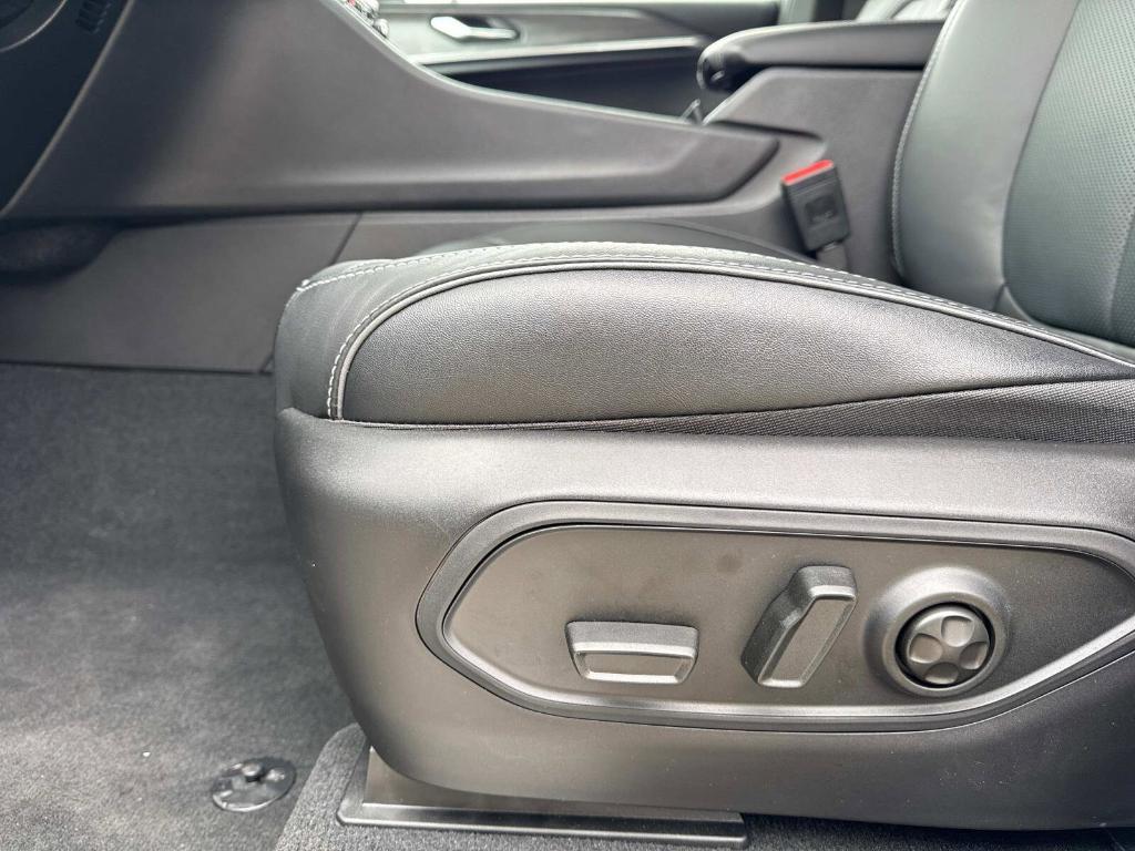 new 2025 Jeep Grand Cherokee car, priced at $55,949