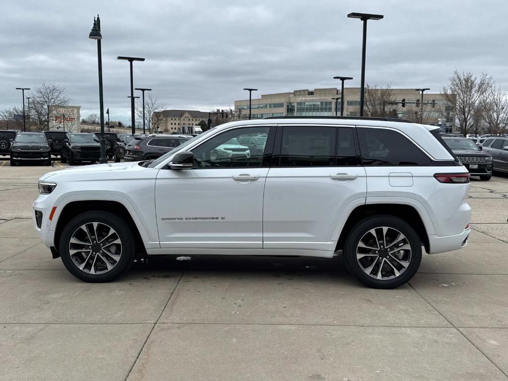new 2025 Jeep Grand Cherokee car, priced at $55,949