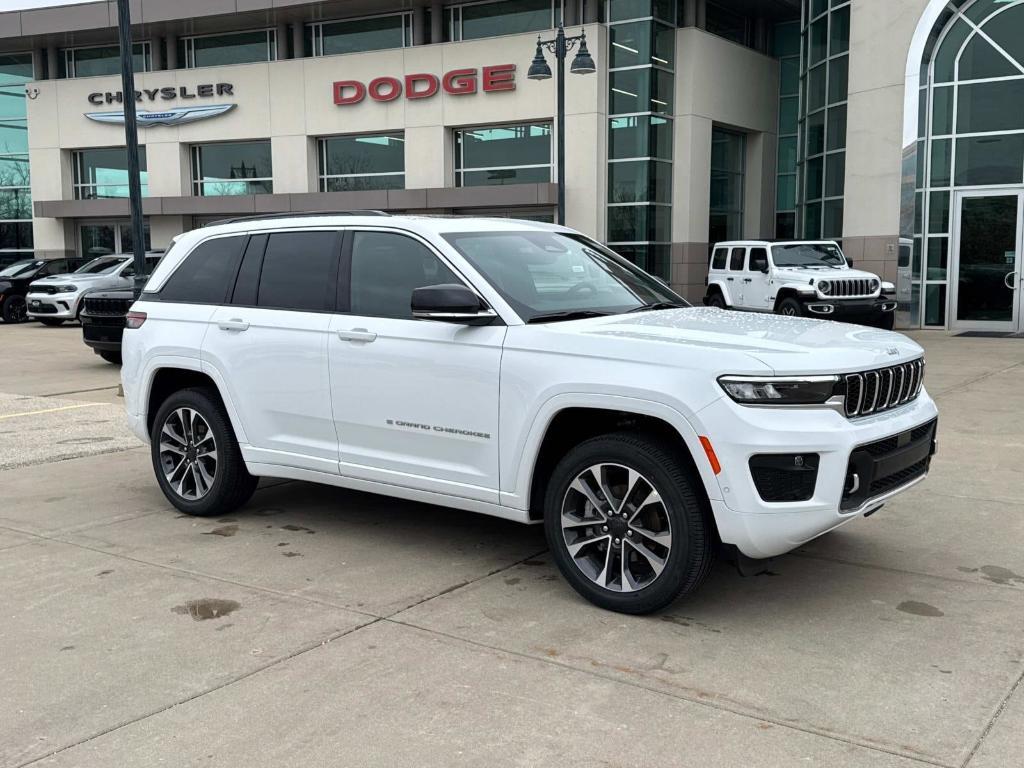 new 2025 Jeep Grand Cherokee car, priced at $55,949