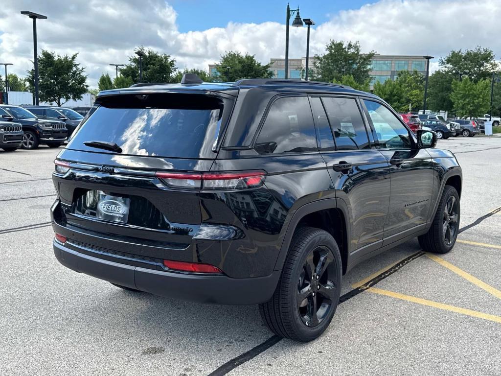 new 2025 Jeep Grand Cherokee car, priced at $51,947